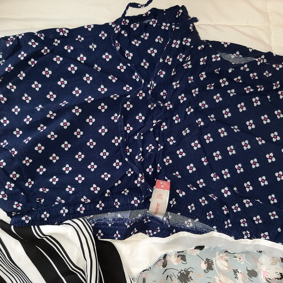 Flowy Printed Bundle - Picture 2 of 6